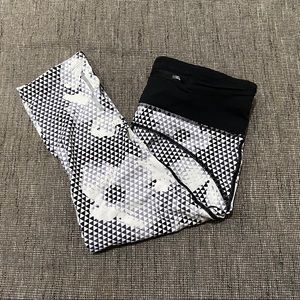 Nike Dri Fit Capri Pants